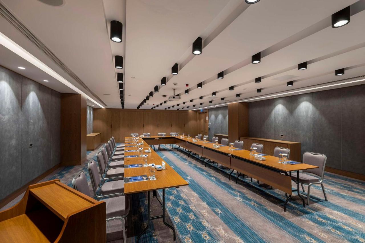 Radisson Blu Hotel Trabzon Exterior foto Meeting room